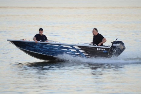 Bateau de pêche 'BREMA 435V'