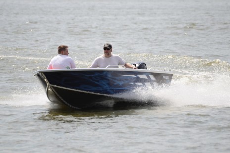 Bateau de pêche 'BREMA 480...